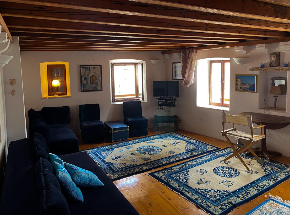 Charming Bohemian House In Perast Villa Exterior foto