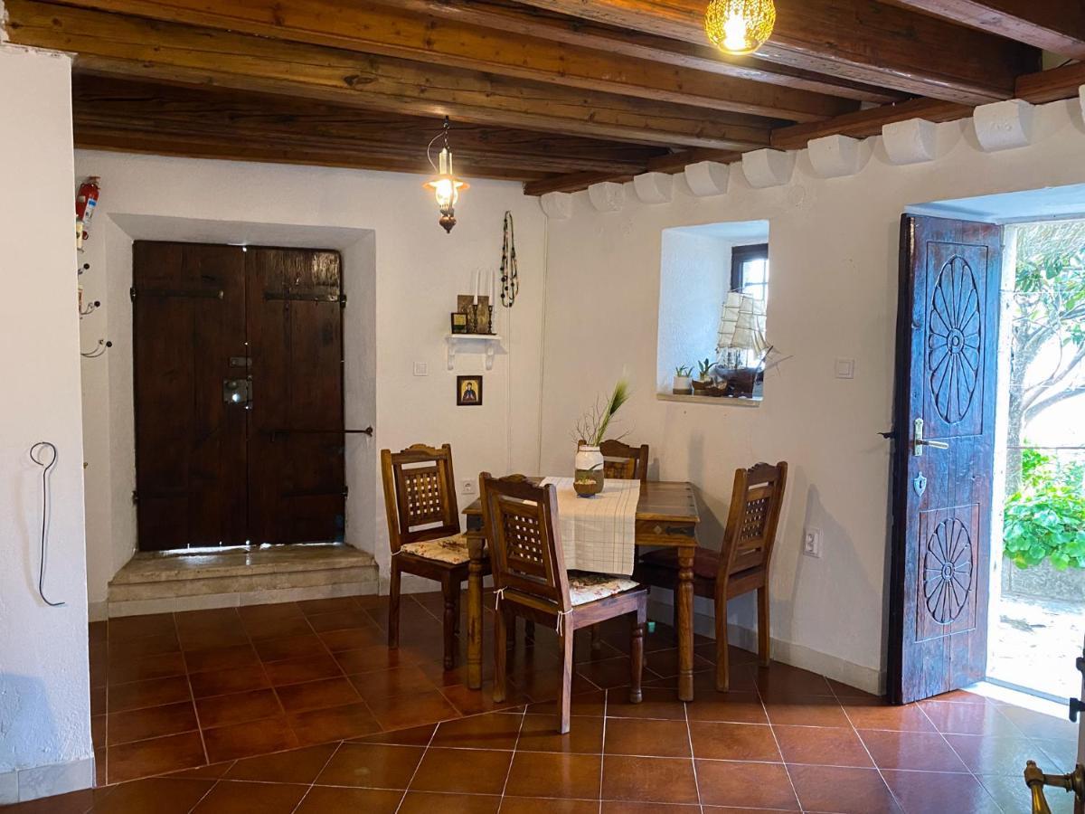 Charming Bohemian House In Perast Villa Exterior foto
