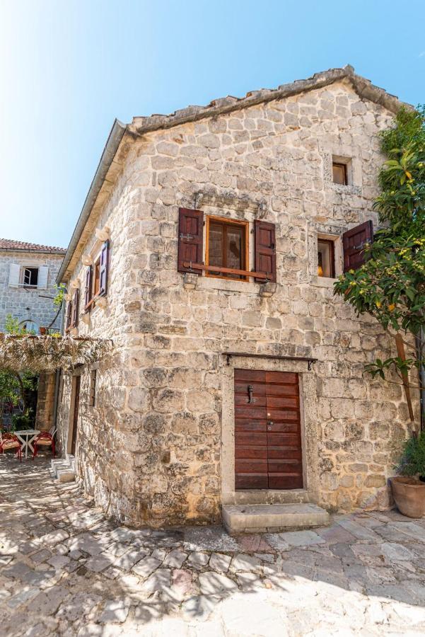 Charming Bohemian House In Perast Villa Exterior foto